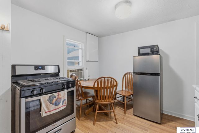 2408 Crawford Street, Bellevue, NE 68005