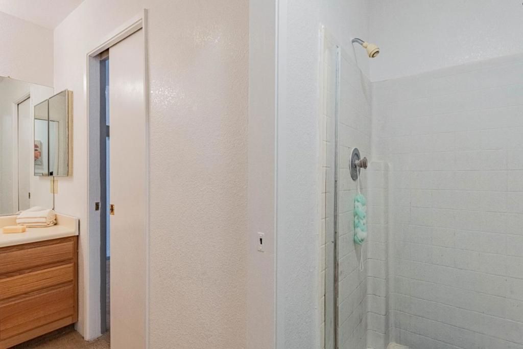 Image 21 of property listing at 11 Fresa Place, Salinas, CA 93905