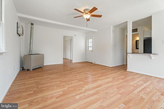 201 BUCKINGHAM RD, Berlin, MD 21811