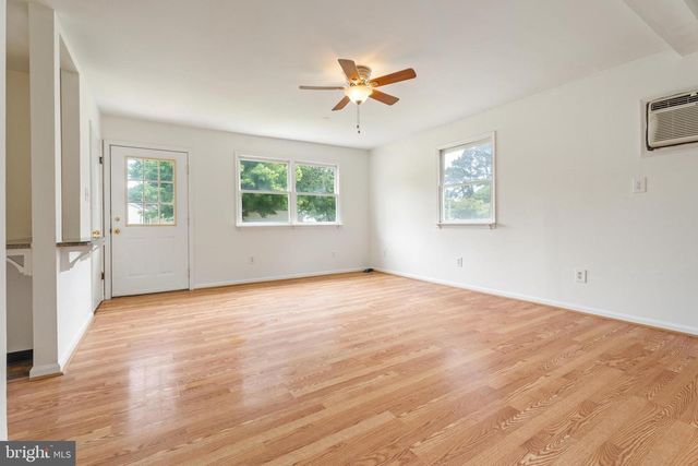 201 BUCKINGHAM RD, Berlin, MD 21811