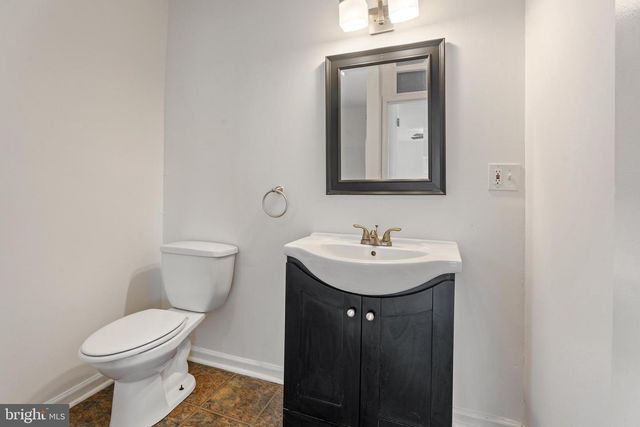 201 BUCKINGHAM RD, Berlin, MD 21811