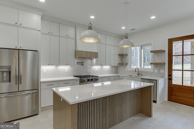 5422 Copper Creek Road, Flowery Branch, GA 30542