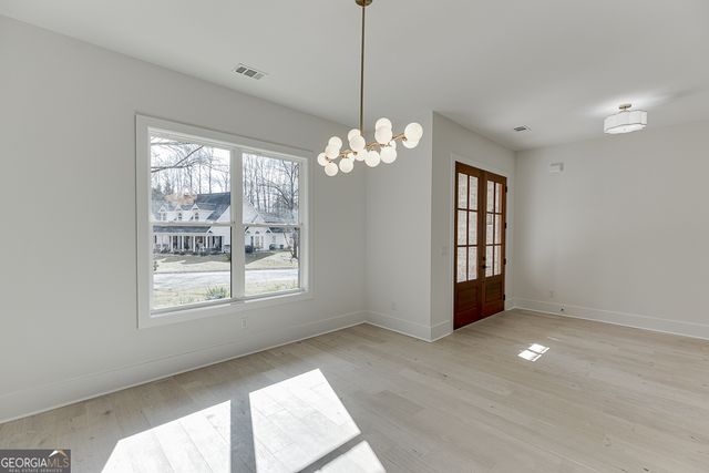 5422 Copper Creek Road, Flowery Branch, GA 30542