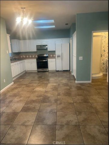 14727 Honeysuckle Street, Victorville, CA 92394