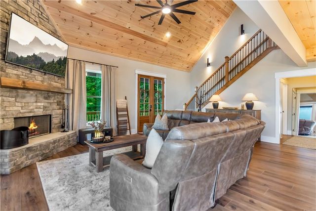 198 Stirratt Rd, Ranger, GA 30734