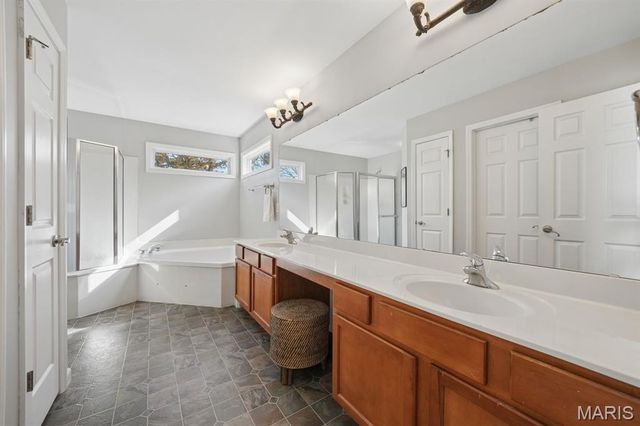 2026 Avalon Mist Circle, O'fallon, MO 63368