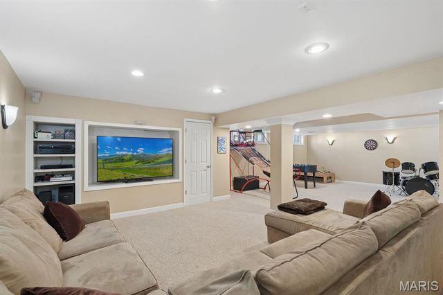 2026 Avalon Mist Circle, O'fallon, MO 63368