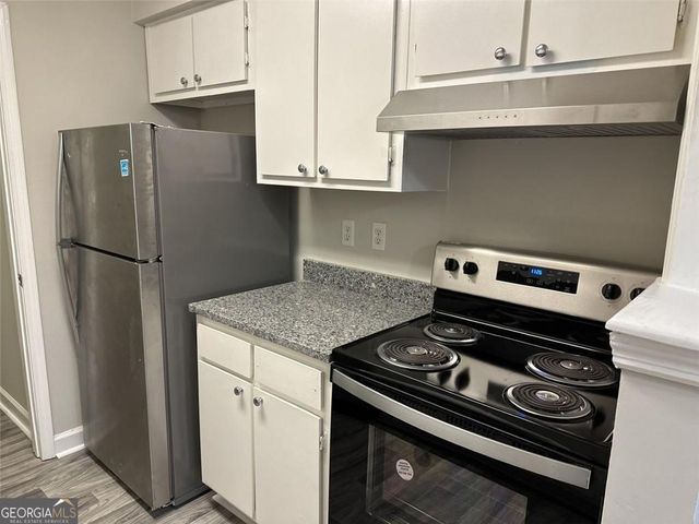 1705 Wingate Way, Sandy Springs, GA 30350