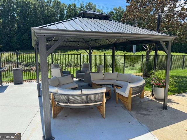 1705 Wingate Way, Sandy Springs, GA 30350