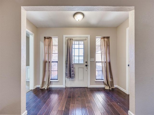 9204 Aaron Drive, Oklahoma City, OK 73132