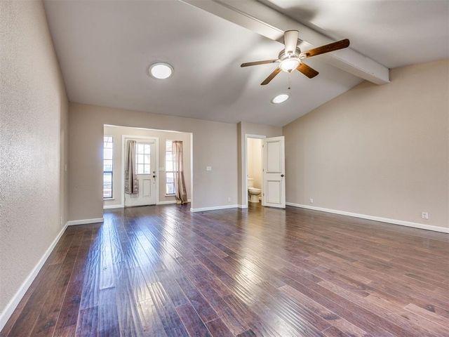 9204 Aaron Drive, Oklahoma City, OK 73132