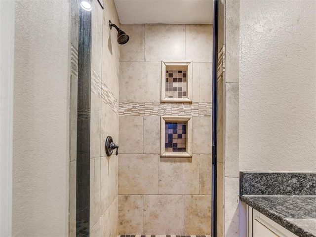 9204 Aaron Drive, Oklahoma City, OK 73132