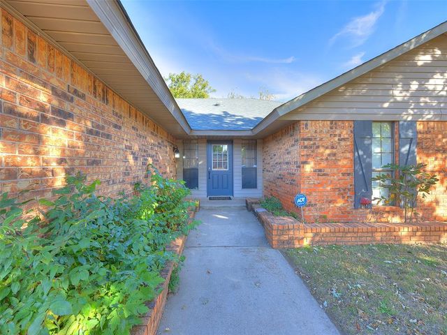 9204 Aaron Drive, Oklahoma City, OK 73132