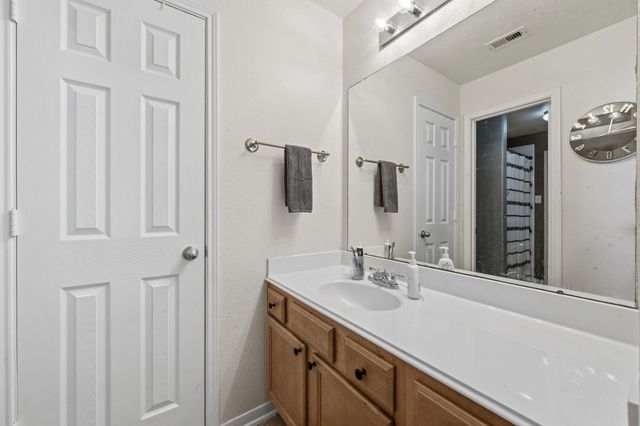 523 Savory Lane, Crosby, TX 77532