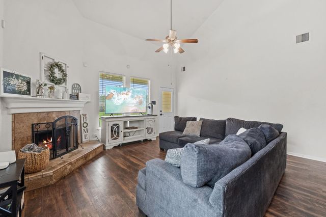 523 Savory Lane, Crosby, TX 77532