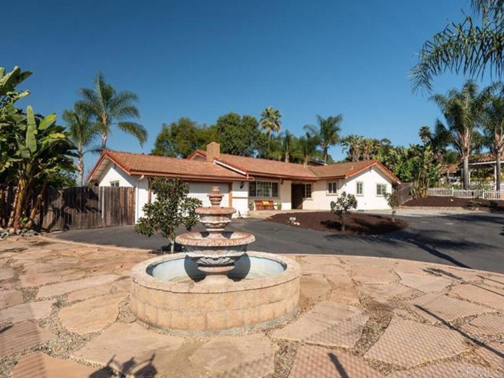 206 Via Oro Verde, Fallbrook, CA 92028