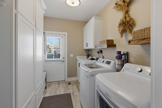 2438 Inga St, Nashville, TN 37206