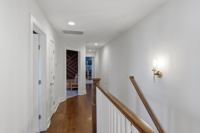 2438 Inga St, Nashville, TN 37206