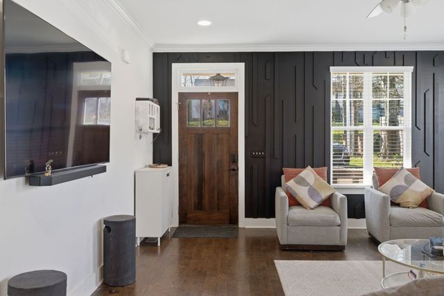 2438 Inga St, Nashville, TN 37206