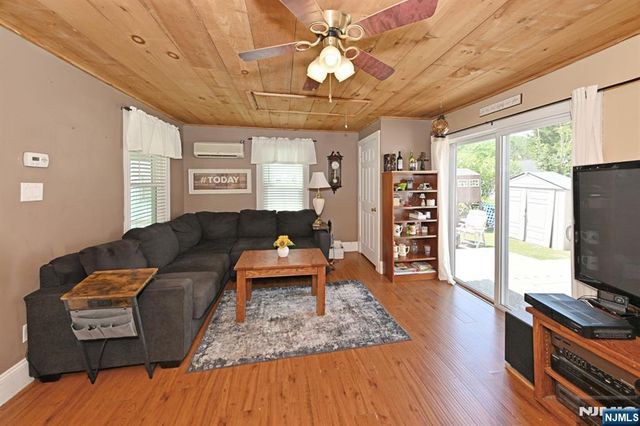 28 Makemoney Avenue, Wanaque, NJ 07420