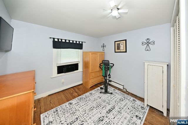 28 Makemoney Avenue, Wanaque, NJ 07420