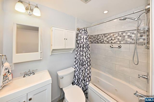 28 Makemoney Avenue, Wanaque, NJ 07420