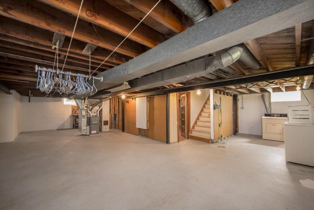 3170 S 36th STREET, Milwaukee, WI 53215