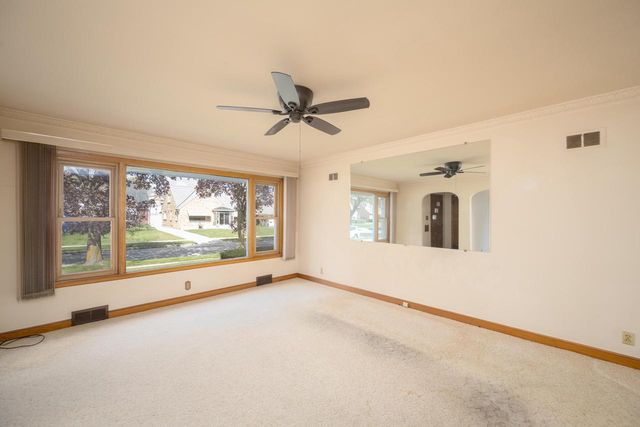 3170 S 36th STREET, Milwaukee, WI 53215
