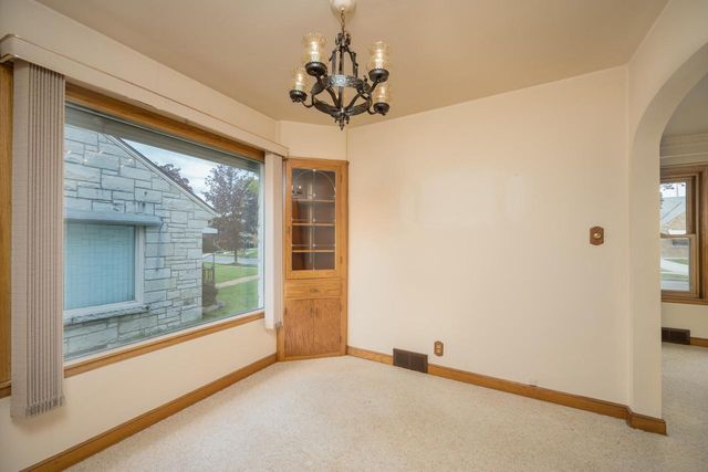 3170 S 36th STREET, Milwaukee, WI 53215