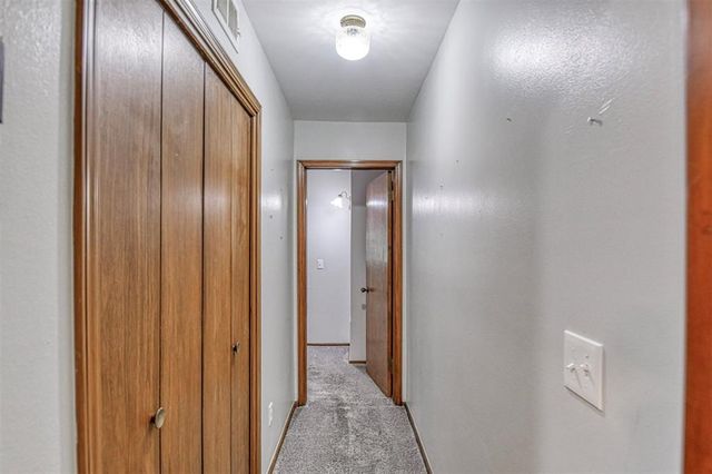 6824 NW 20th Street, Bethany, OK 73008
