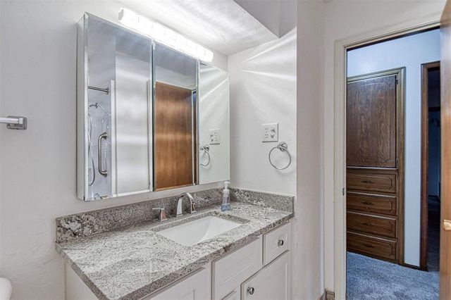 6824 NW 20th Street, Bethany, OK 73008