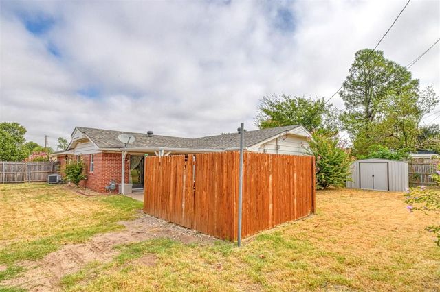 6824 NW 20th Street, Bethany, OK 73008