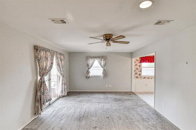 6824 NW 20th Street, Bethany, OK 73008