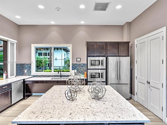 4400 Hillcrest Drive 603B, Hollywood, FL 33021