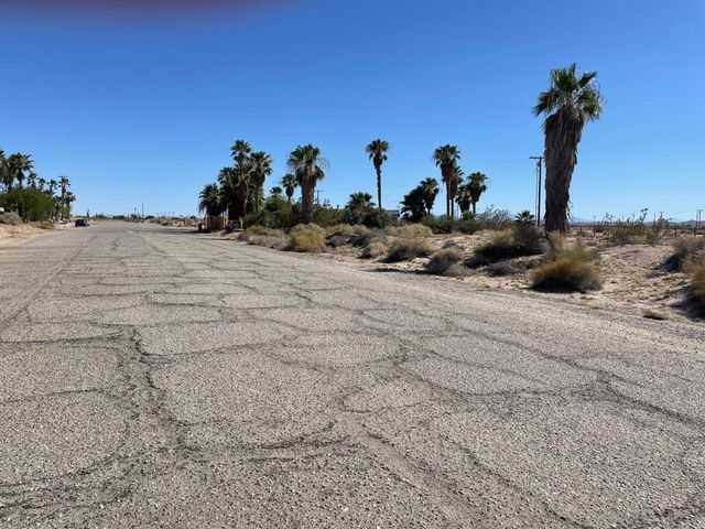 3003 Camino Drive, Thermal, CA 92274