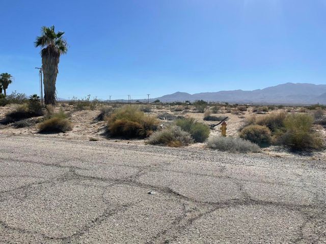 3003 Camino Drive, Thermal, CA 92274