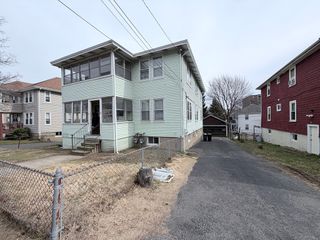 29-31 Bay State Rd 29, Quincy, MA 02171