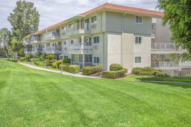 2386 Via Mariposa West West 2F, Laguna Woods, CA 92637