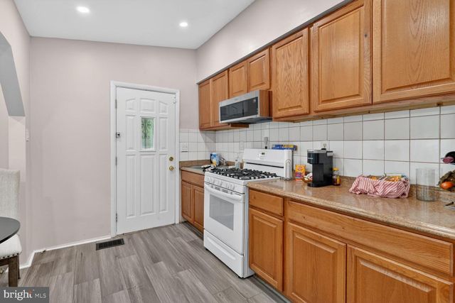 221 SENECA DR, Oxon Hill, MD 20745