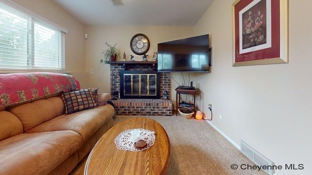 1240 MADISON AVE, Cheyenne, WY 82001
