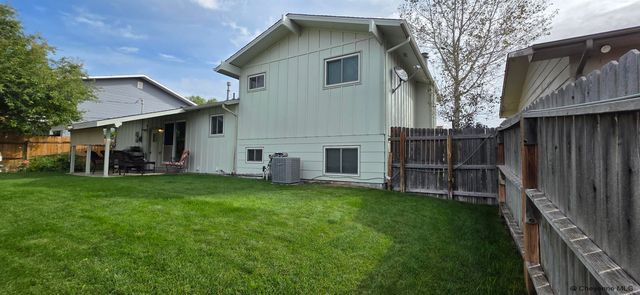 1240 MADISON AVE, Cheyenne, WY 82001