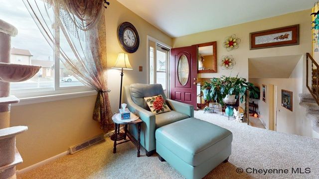1240 MADISON AVE, Cheyenne, WY 82001