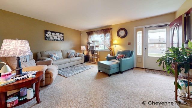1240 MADISON AVE, Cheyenne, WY 82001