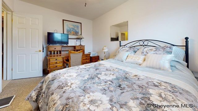 1240 MADISON AVE, Cheyenne, WY 82001