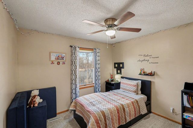 7754 18th Street N, Oakdale, MN 55128