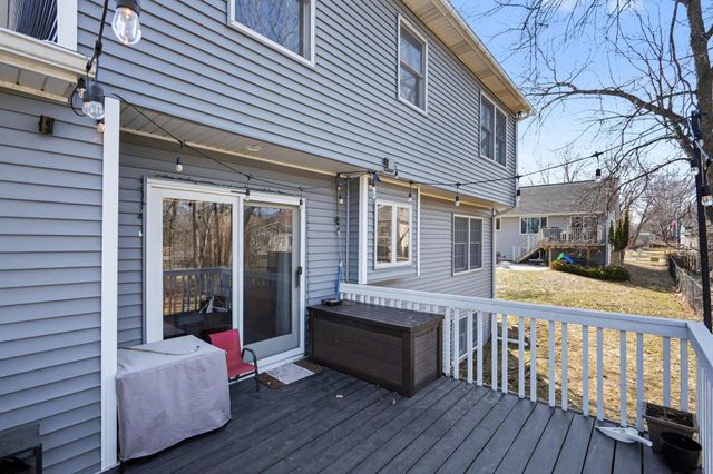 7754 18th Street N, Oakdale, MN 55128