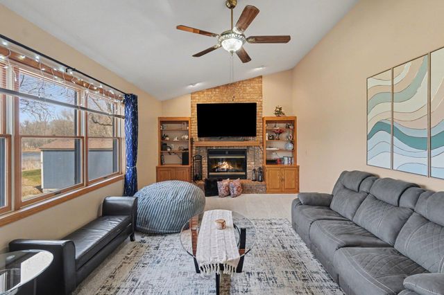 7754 18th Street N, Oakdale, MN 55128