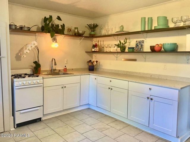 503 Southdown Place A, Lafayette, LA 70506