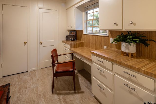 601 Windsor Pl, Tyler, TX 75701