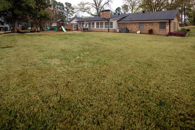 601 Windsor Pl, Tyler, TX 75701